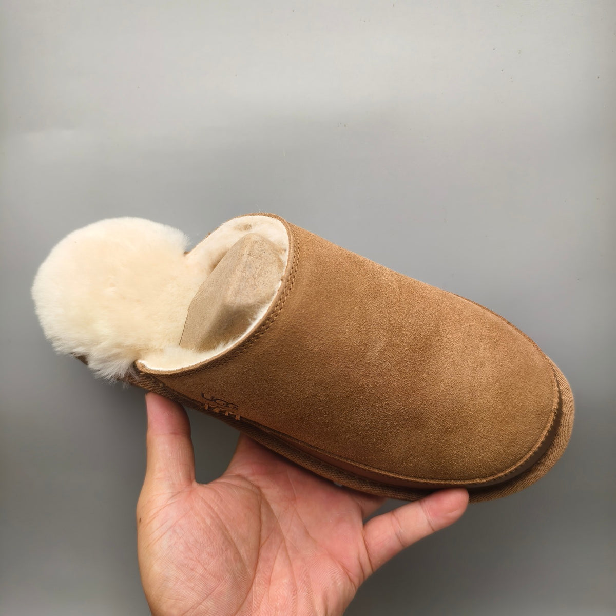 Chestnut Ultra-Light Plush Casual Slippers Men’s – In Stock