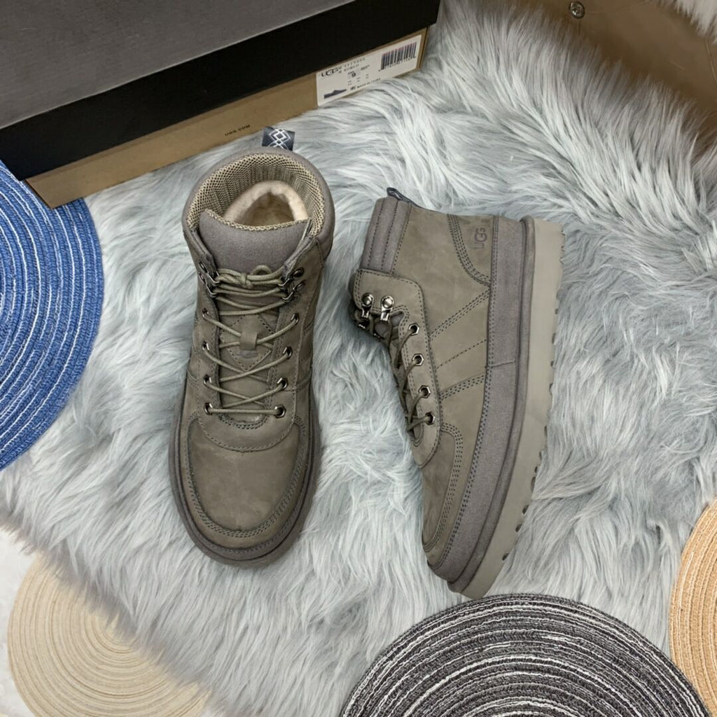 Grey Lace-Up Casual Men’s Sneakers – In Stock