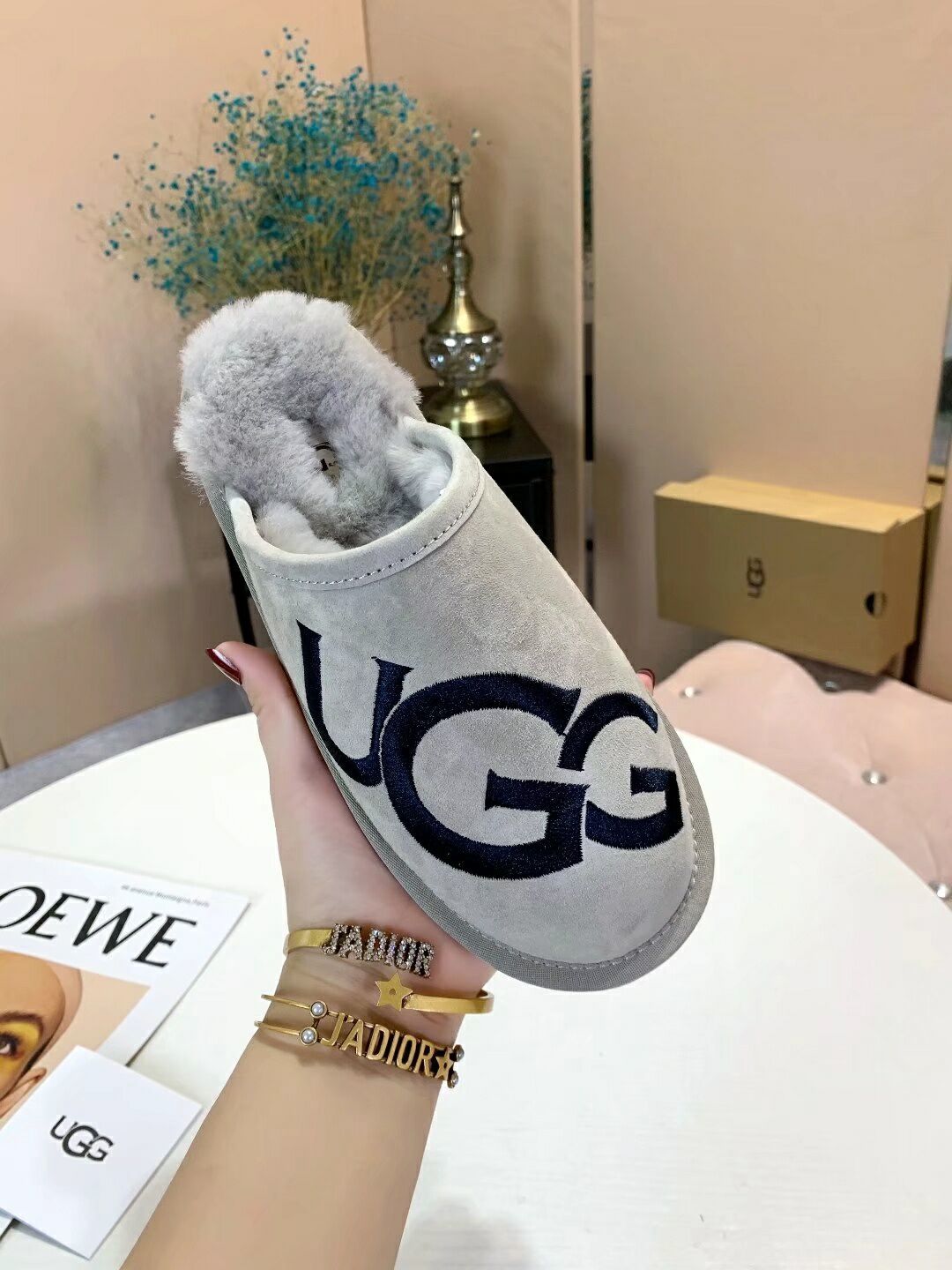 Grey G-Logo Indoor Slippers – In Stock