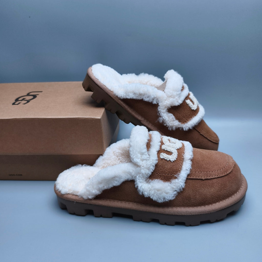 Chestnut Curly Fur Big Logo Casual Slippers – In Stock