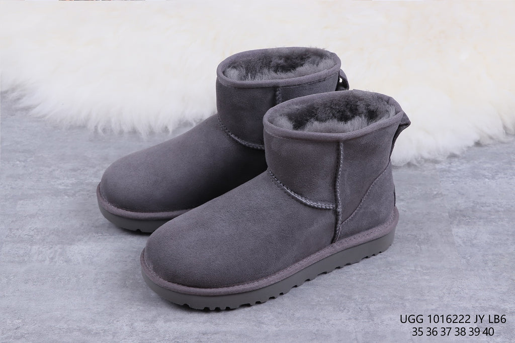 Grey Classic Mini II Short Boots 2.0 – In Stock