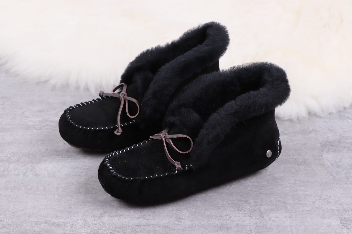 Black W Alena – Women’s Alena Collection