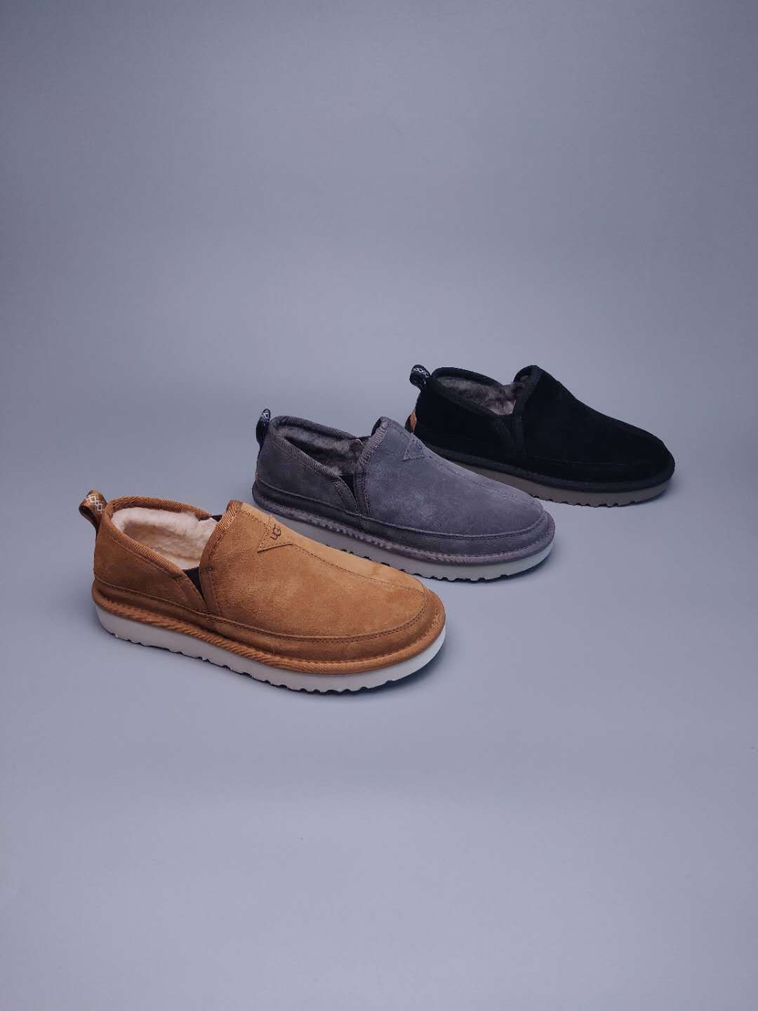 Grey Slip-On Low-Top Men’s Sneakers – In Stock