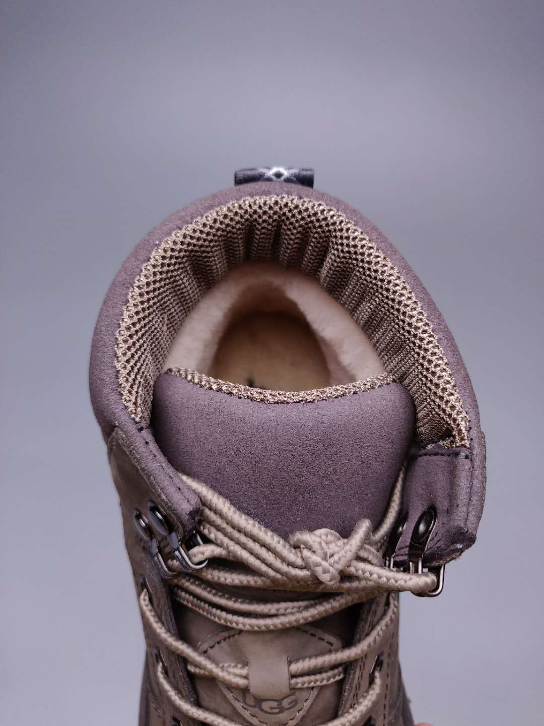 Grey Lace-Up Casual Men’s Sneakers – In Stock