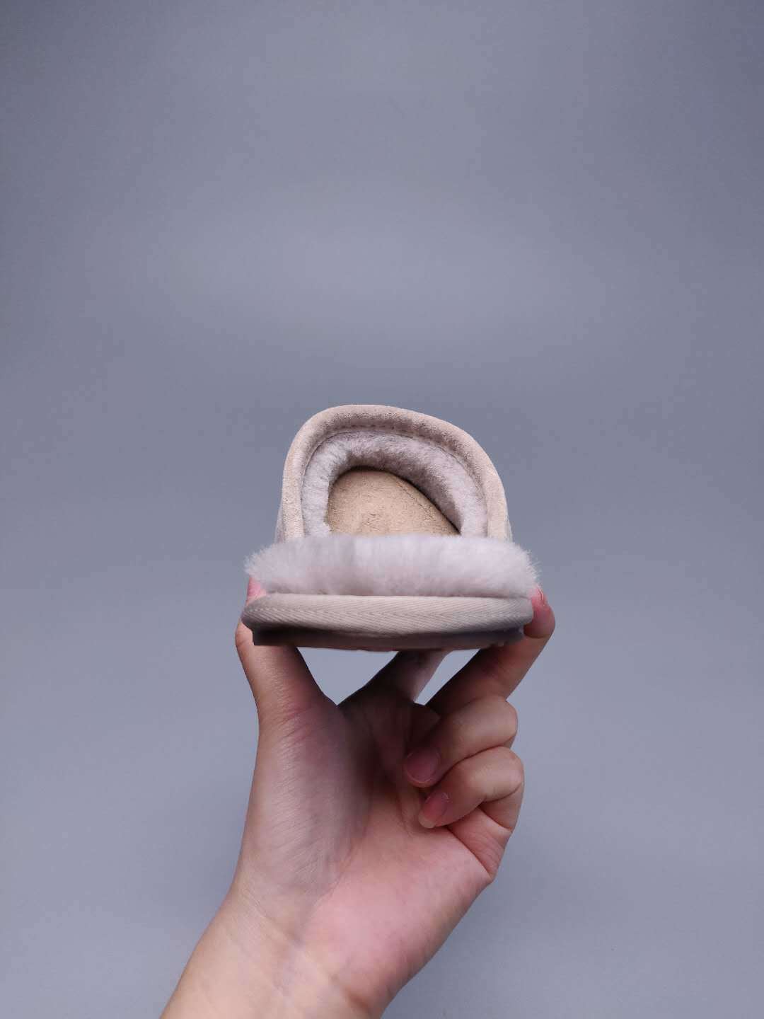 Grey G-Logo Indoor Slippers – In Stock