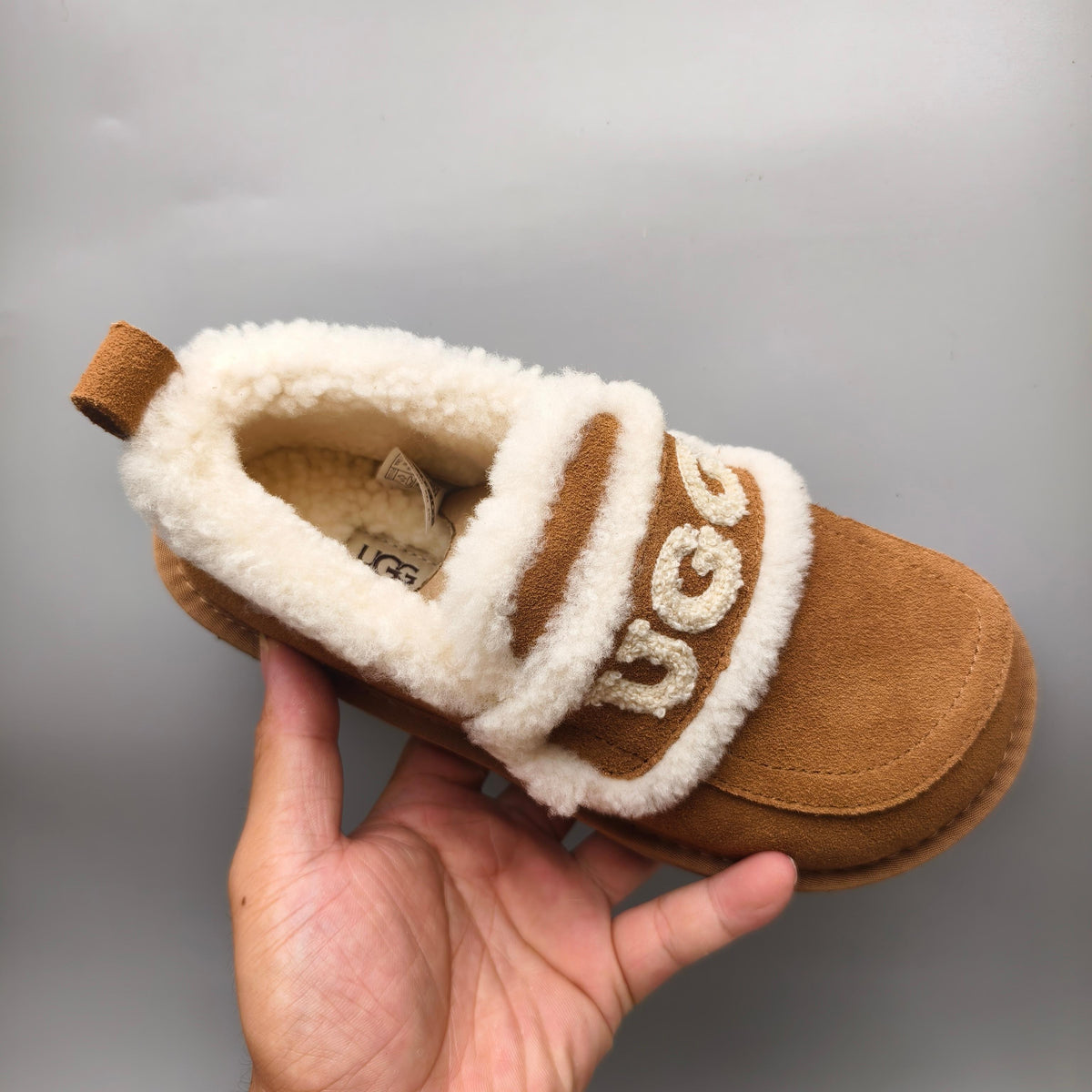 Chestnut Full-Cover Big Logo Casual Sneakers – In Stock
