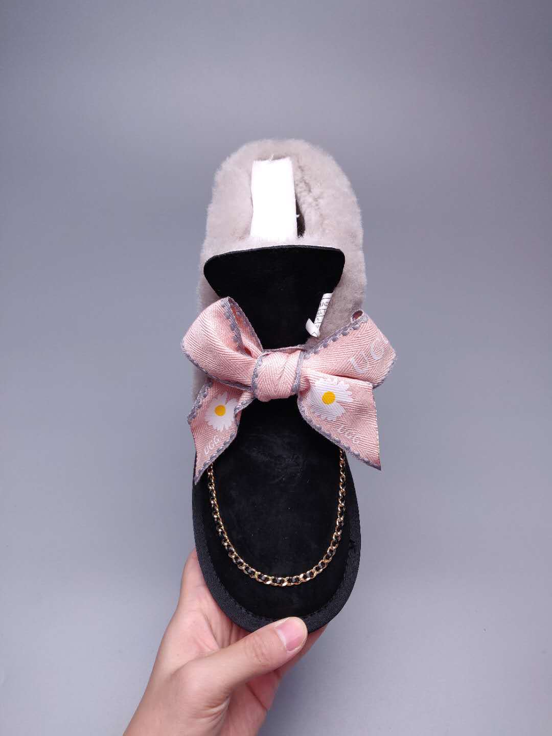 Black Daisy Chain Ribbon Shoes – In Stock