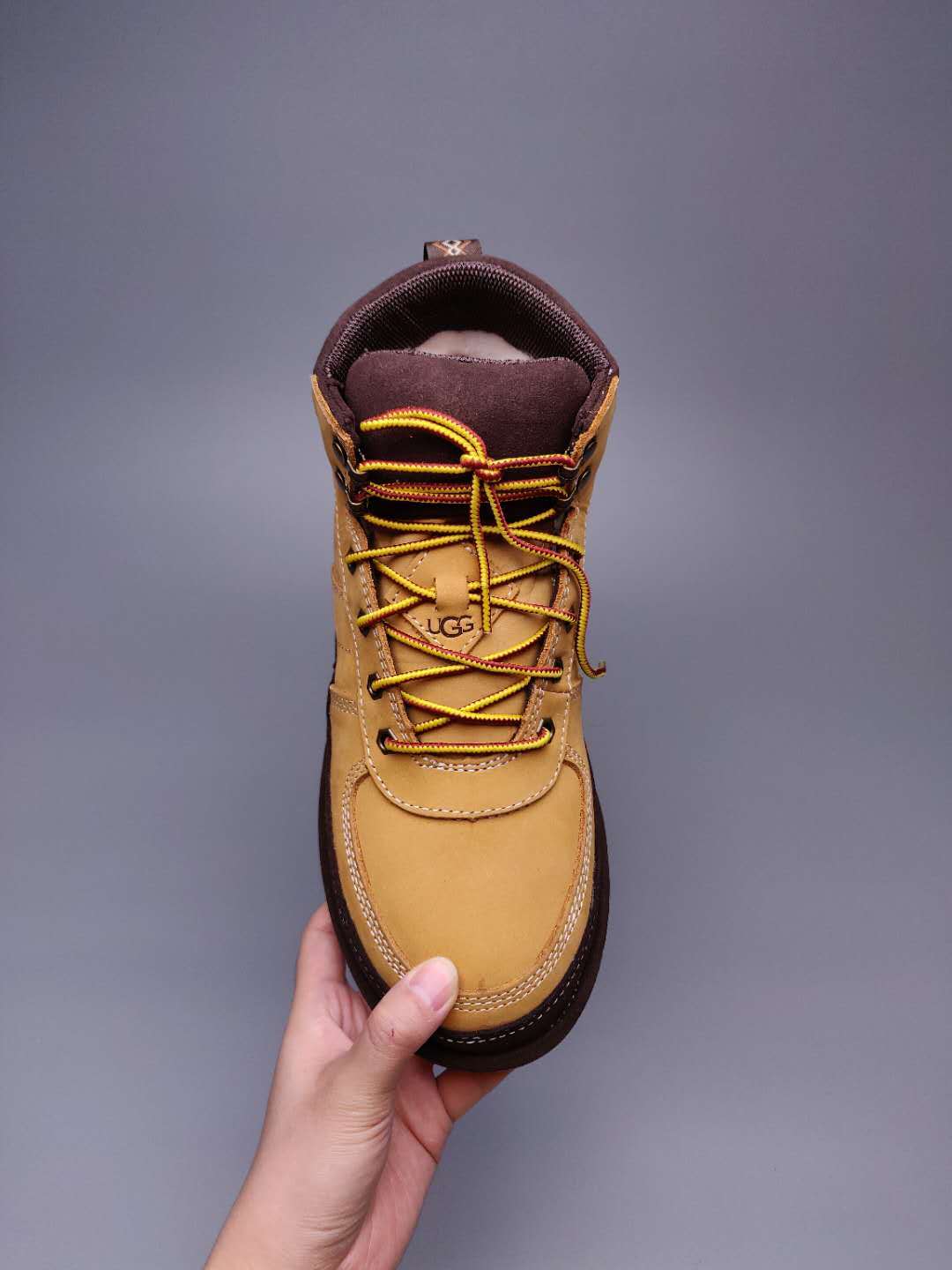 Chestnut Lace-Up Casual Men’s Sneakers – In Stock