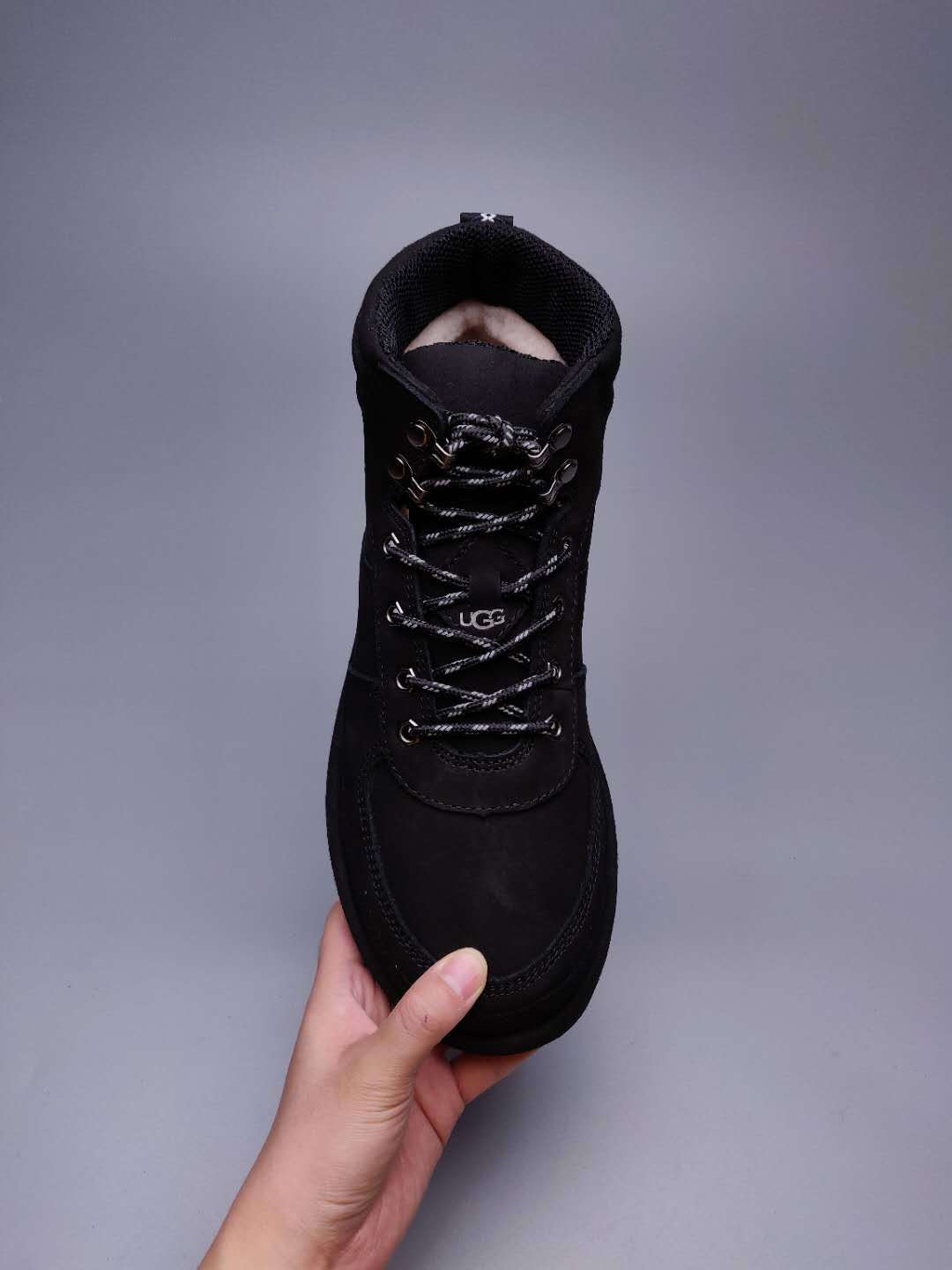 Black Lace-Up Casual Men’s Sneakers – In Stock