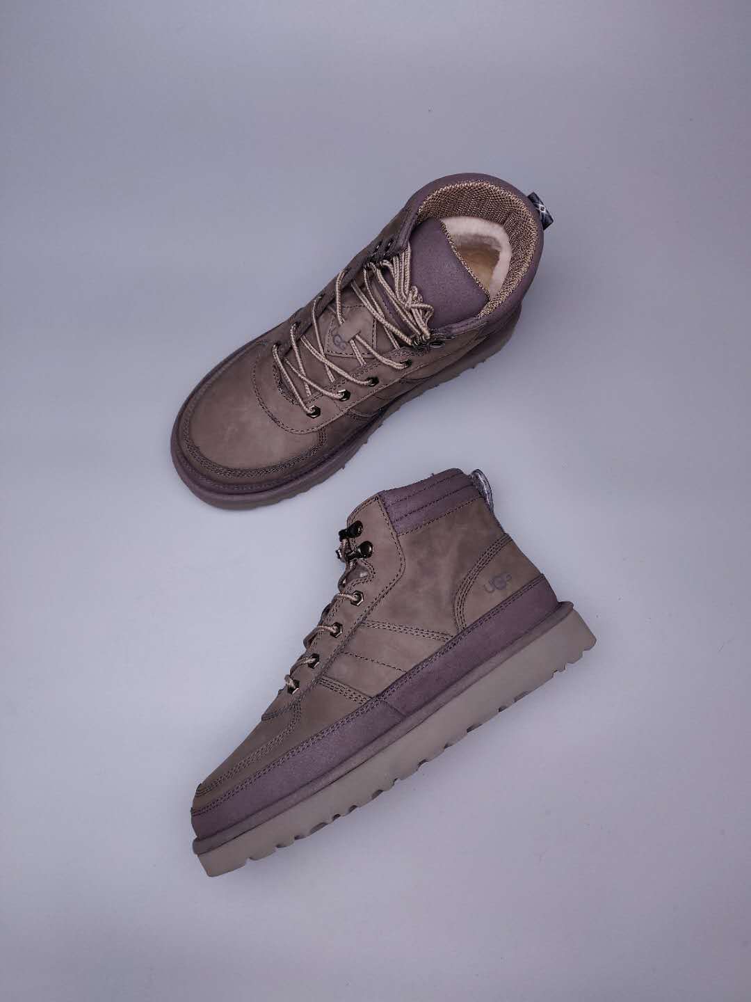 Grey Lace-Up Casual Men’s Sneakers – In Stock