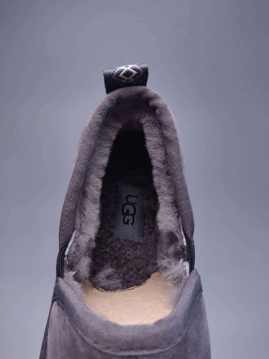 Grey Slip-On Low-Top Men’s Sneakers – In Stock