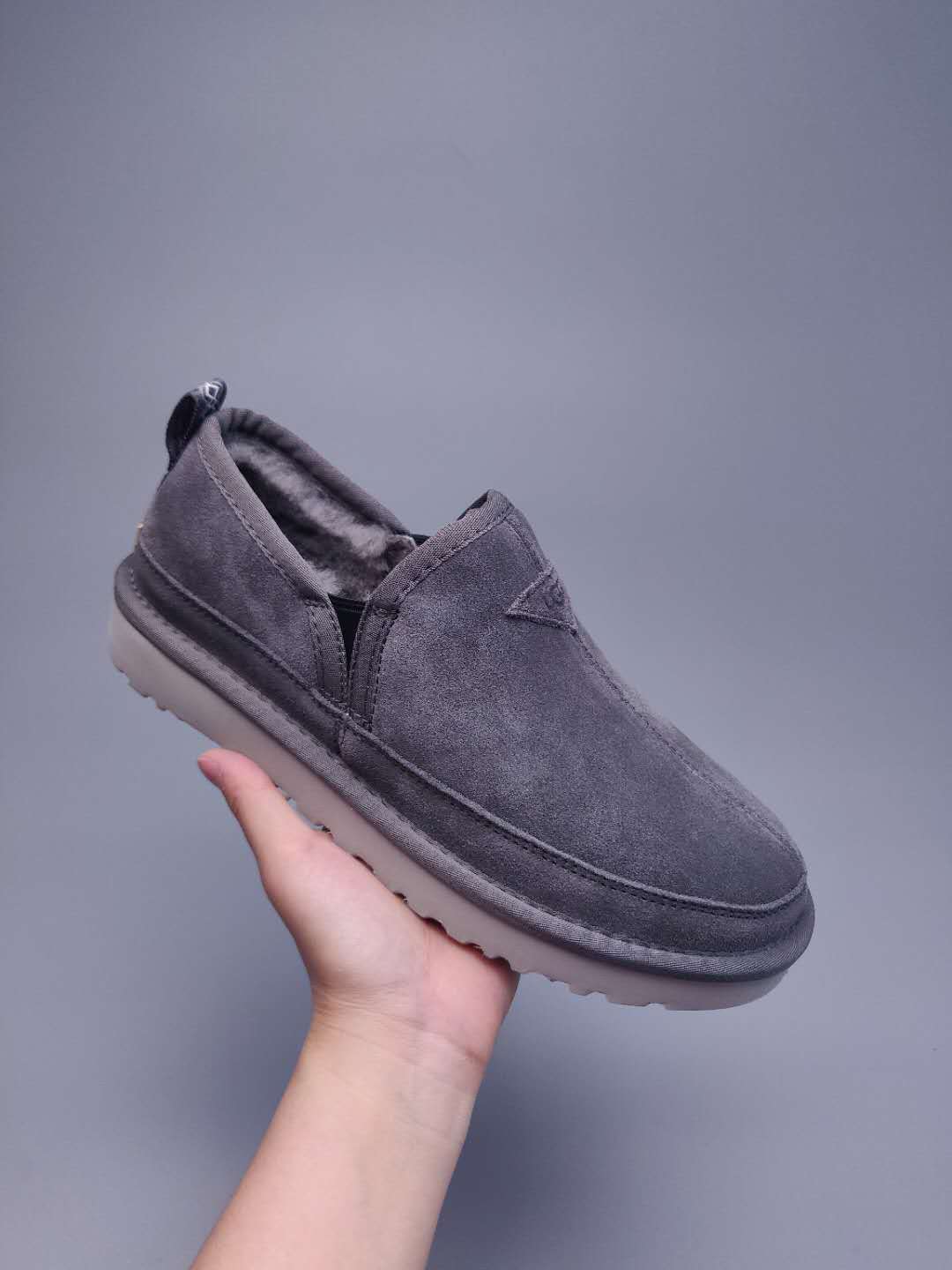 Grey Slip-On Low-Top Men’s Sneakers – In Stock