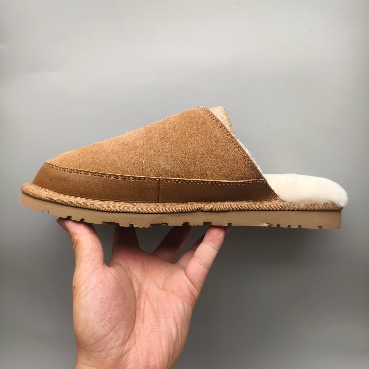 Chestnut Ultra-Light Plush Casual Slippers Men’s – In Stock
