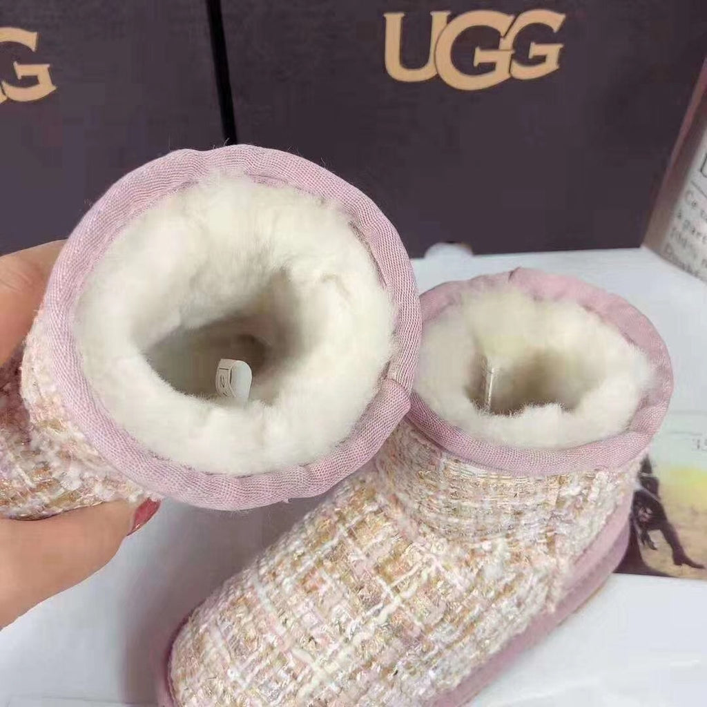 Pink Chanel-Style Kids’ Snow Boots – Cozy & Chic
