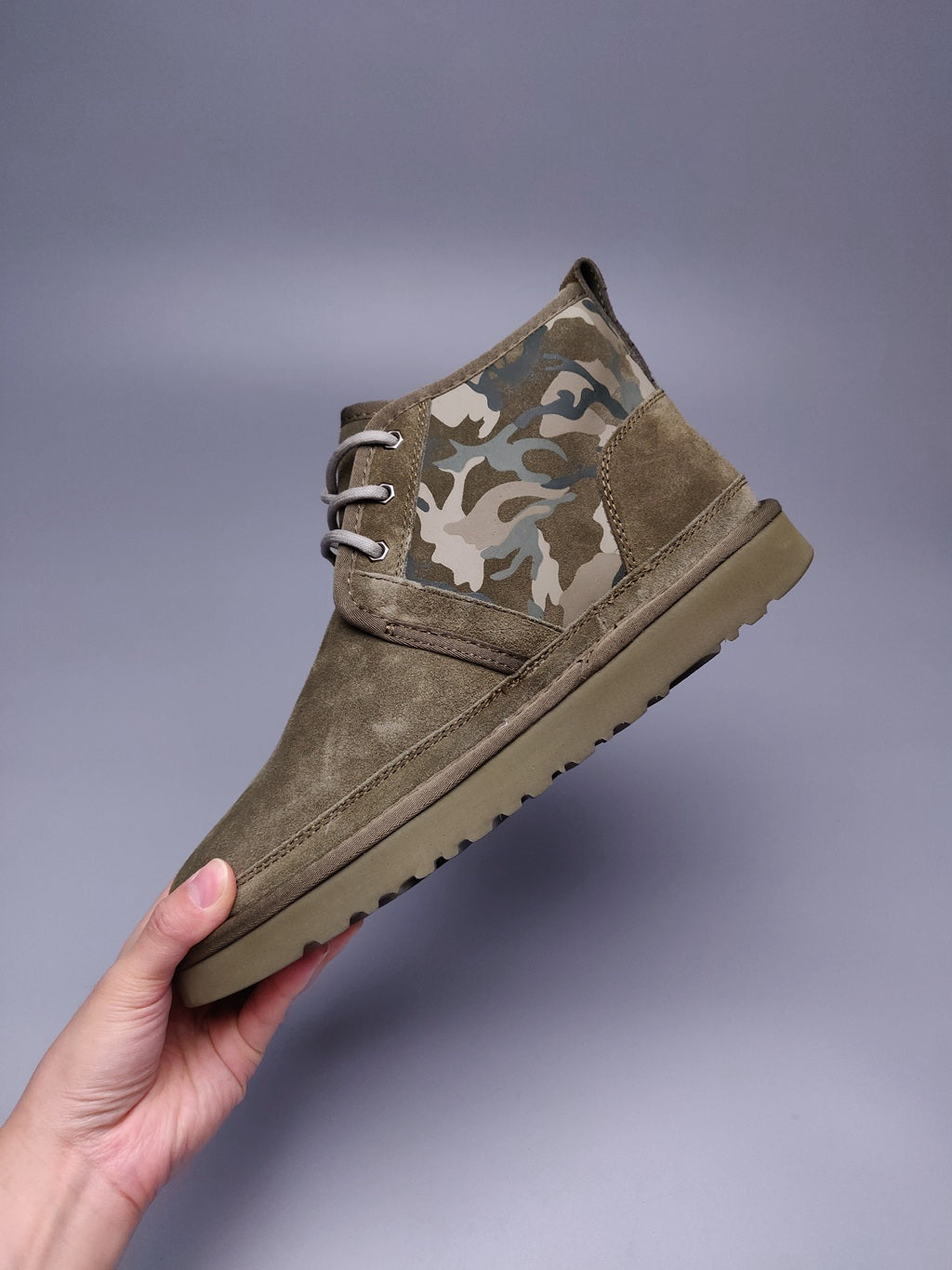 Army Green Color-Block Camo Men’s Sneakers – In Stock