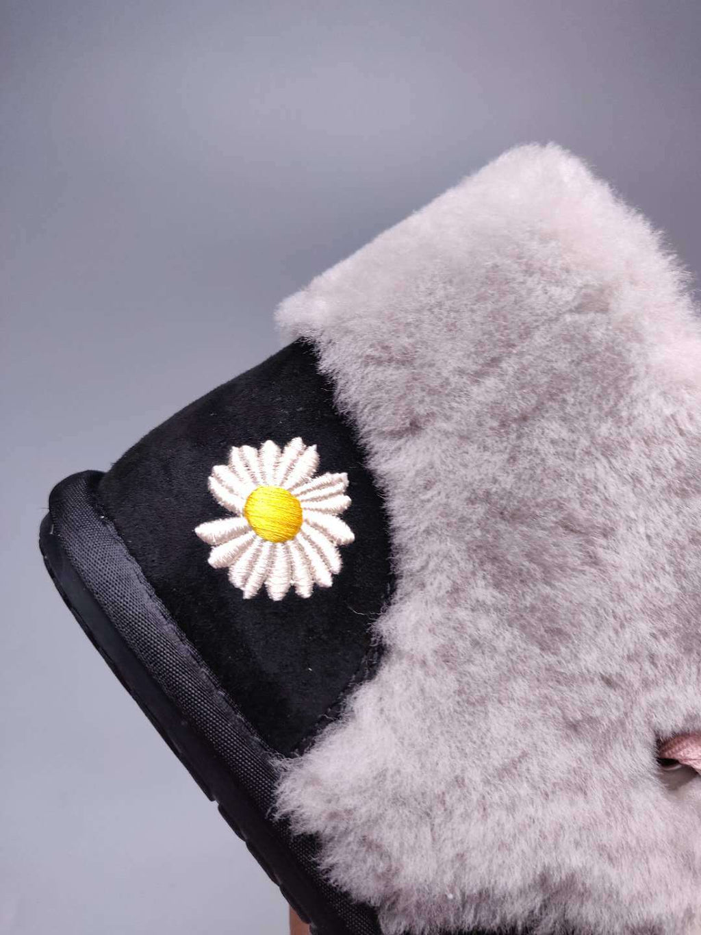 Black Daisy Chain Ribbon Shoes – In Stock