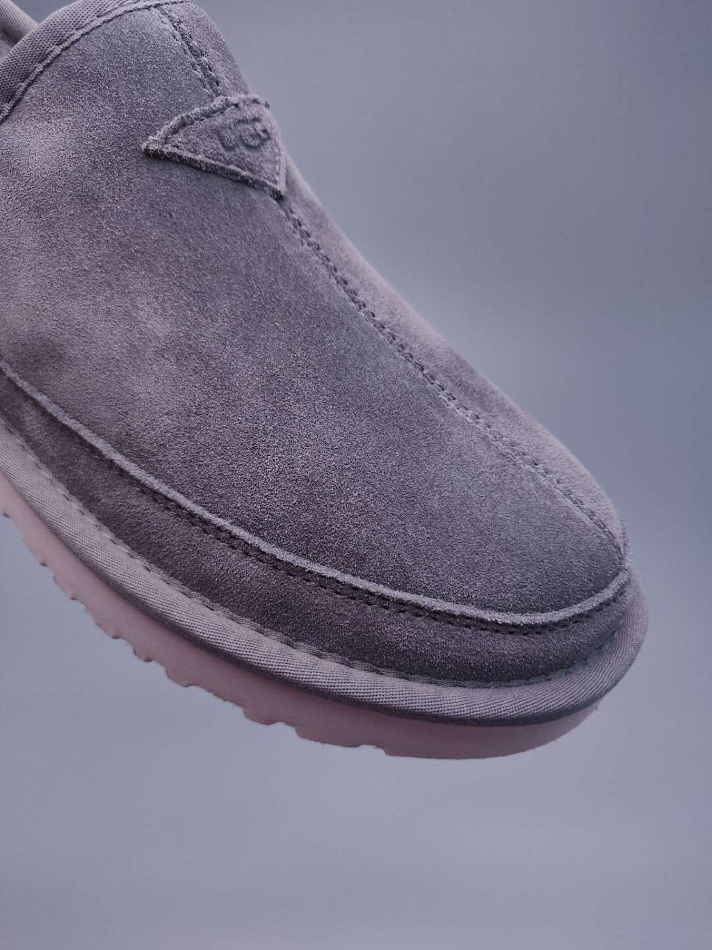 Grey Slip-On Low-Top Men’s Sneakers – In Stock