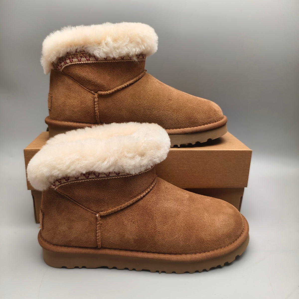 Chestnut Ethnic Low-Top Casual Shoes – In Stock