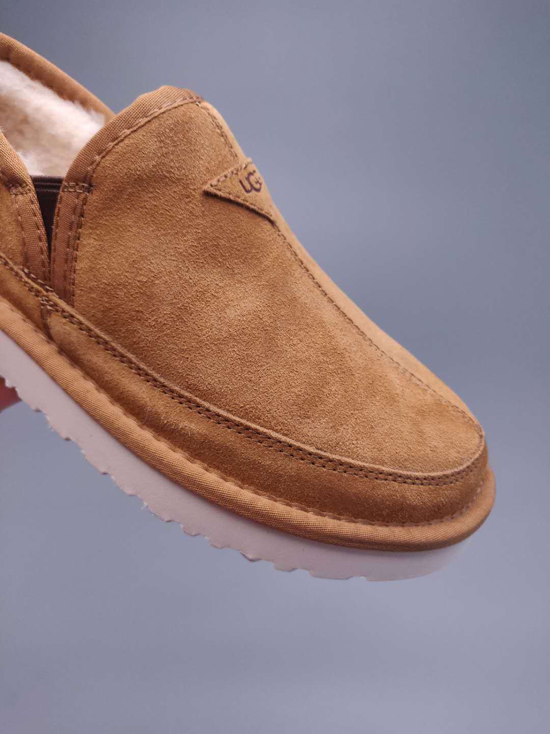 Chestnut Slip-On Low-Top Men’s Sneakers – In Stock