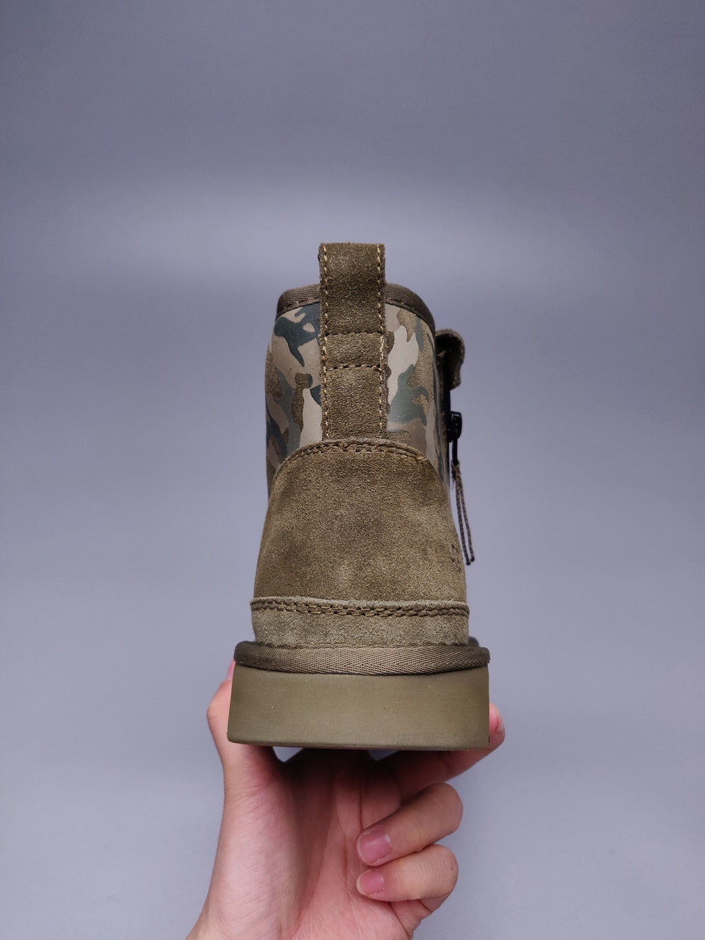 Army Green Color-Block Camo Men’s Sneakers – In Stock