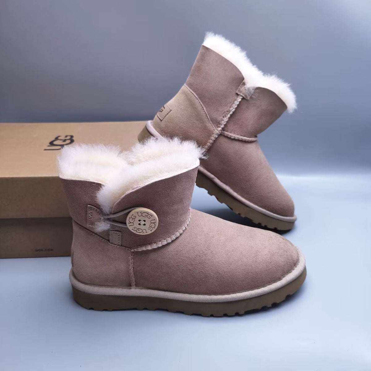 Sand Stain-Resistant New Classic Mini Boots – In Stock