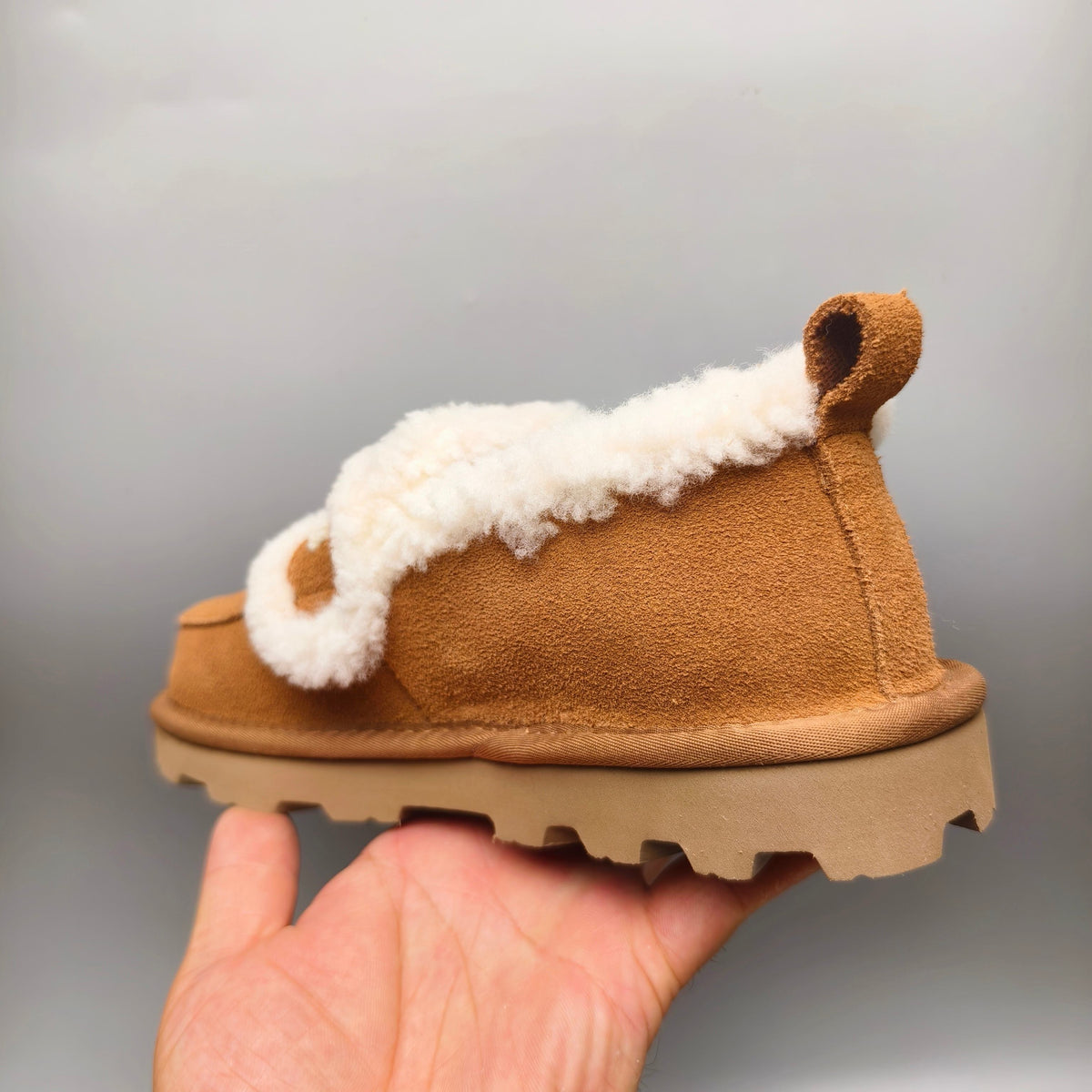 Chestnut Full-Cover Big Logo Casual Sneakers – In Stock