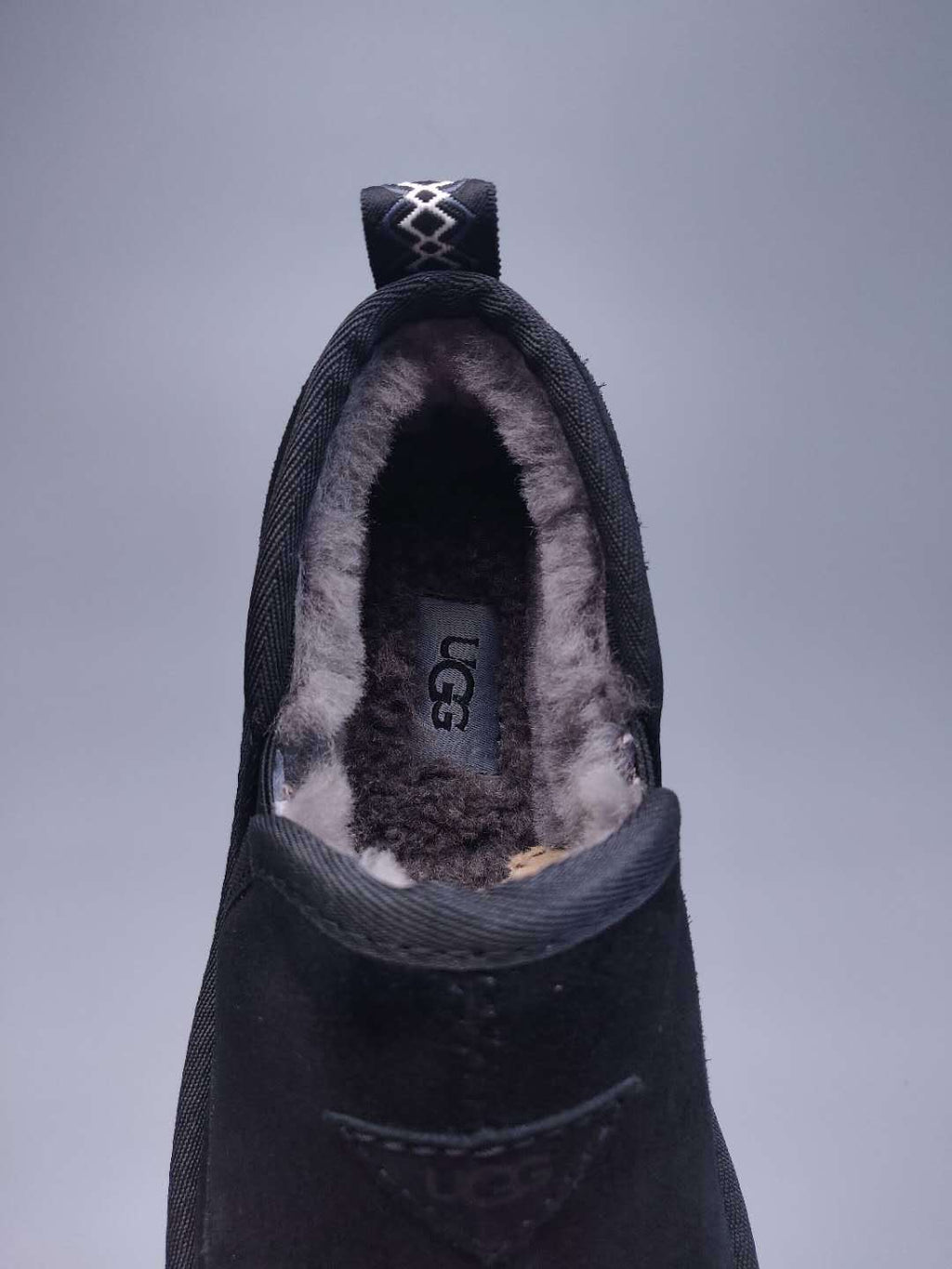 Black Slip-On Low-Top Men’s Sneakers – In Stock