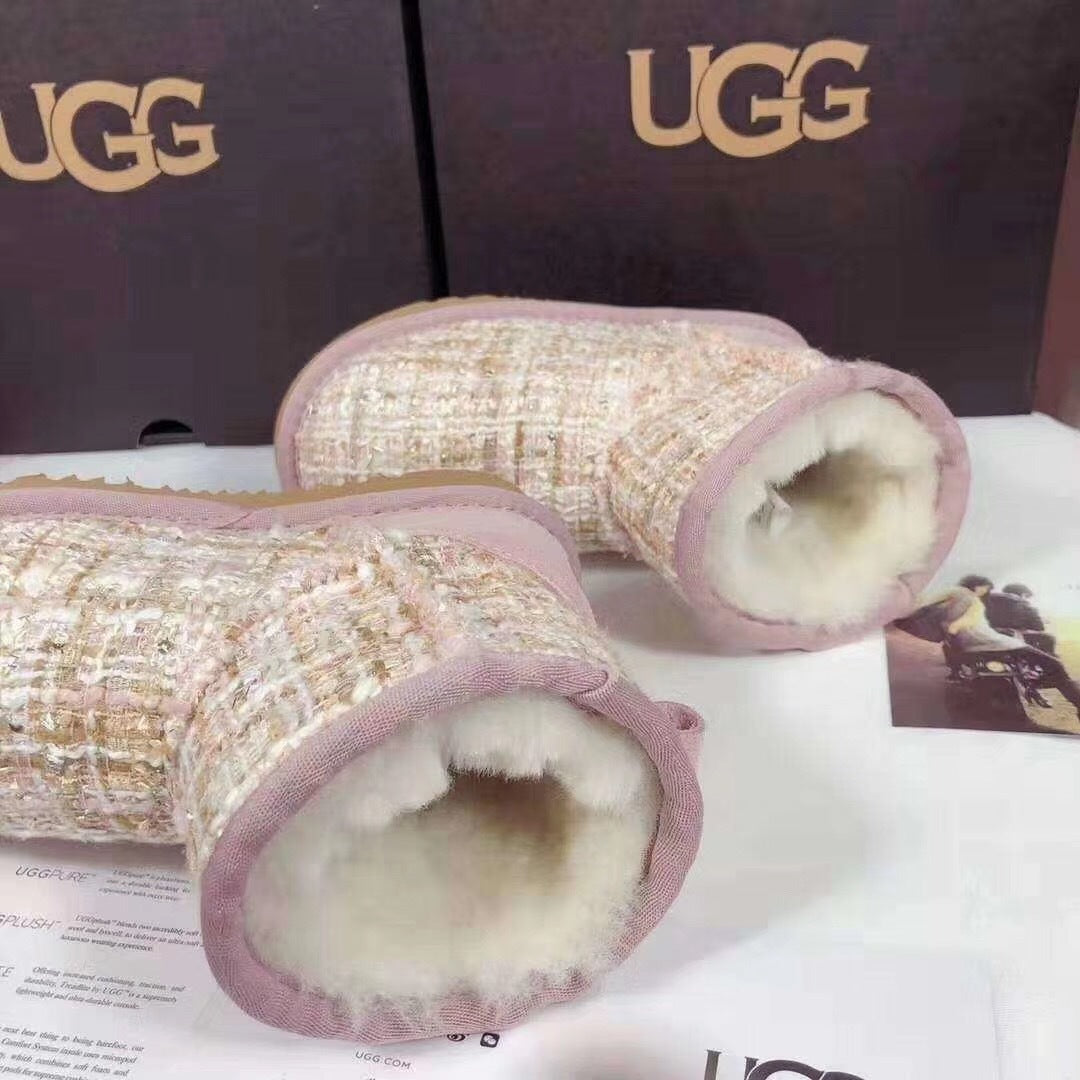 Pink Chanel-Style Kids’ Snow Boots – Cozy & Chic