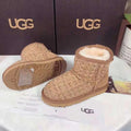 Chestnut Chanel-Style Kids’ Snow Boots – Cozy & Chic