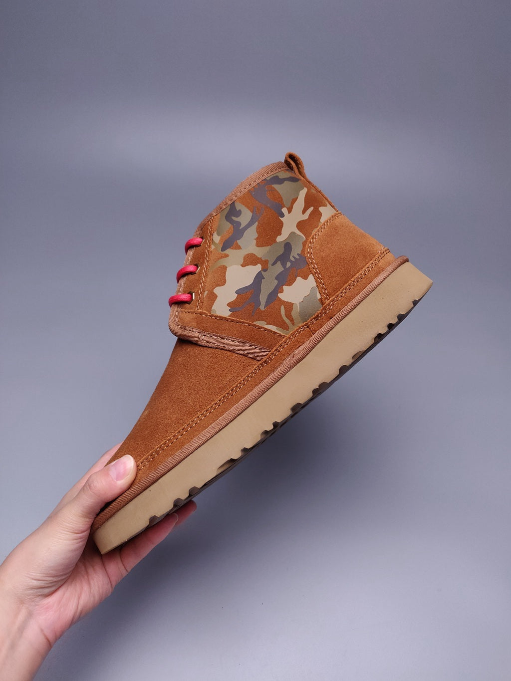 Chestnut Color-Block Camo Men’s Sneakers – In Stock