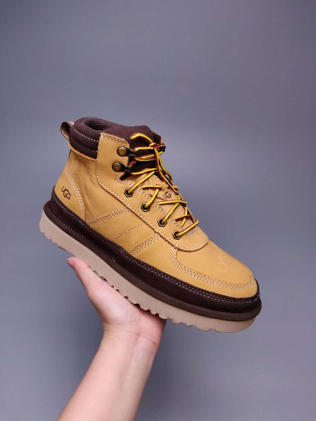 Chestnut Lace-Up Casual Men’s Sneakers – In Stock