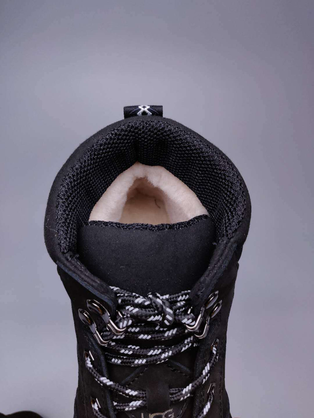 Black Lace-Up Casual Men’s Sneakers – In Stock