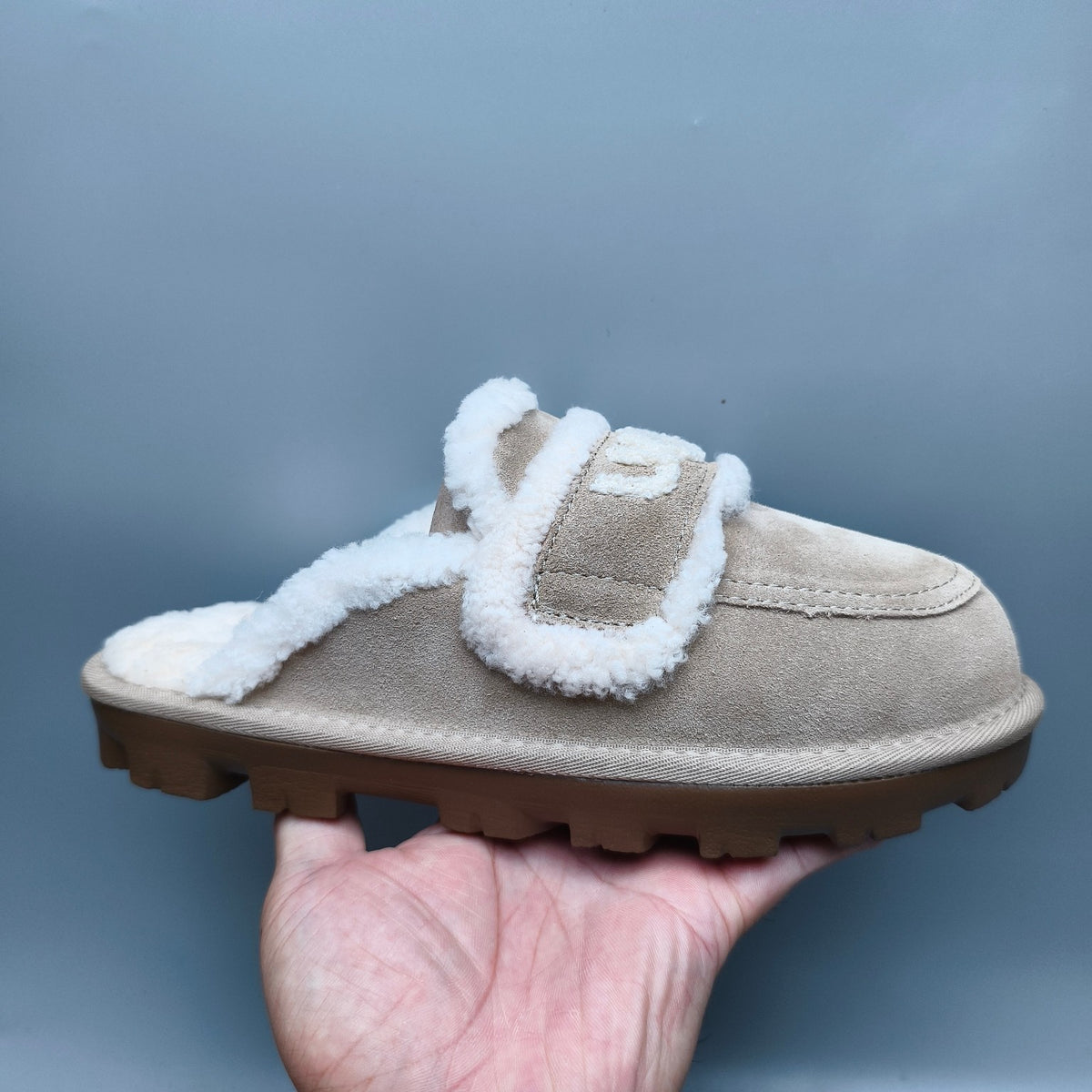 Sand Curly Fur Big Logo Casual Slippers