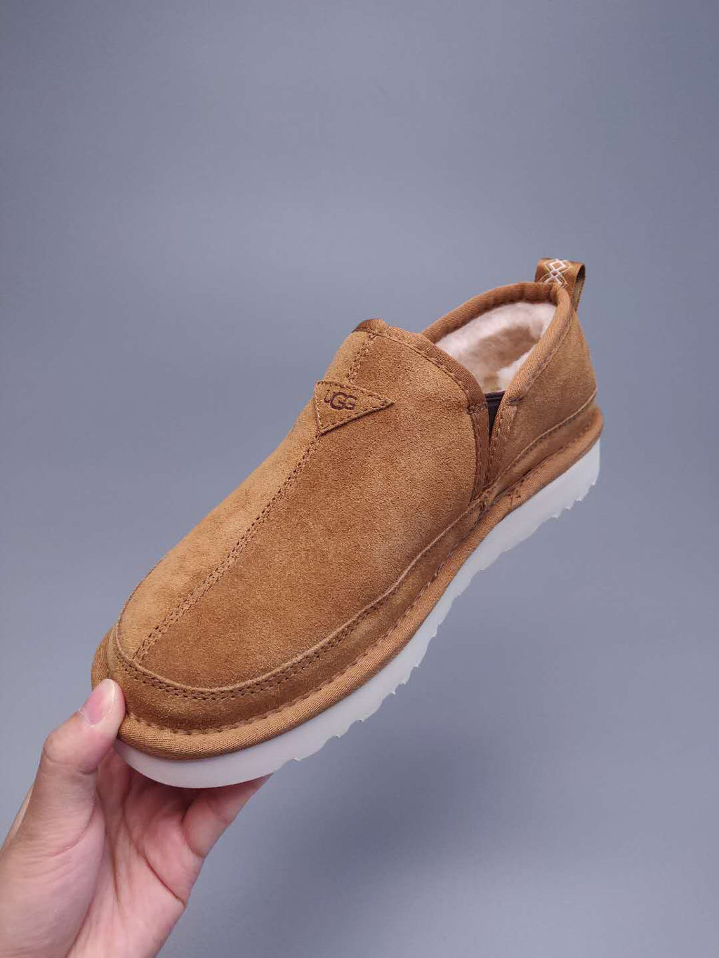 Chestnut Slip-On Low-Top Men’s Sneakers – In Stock