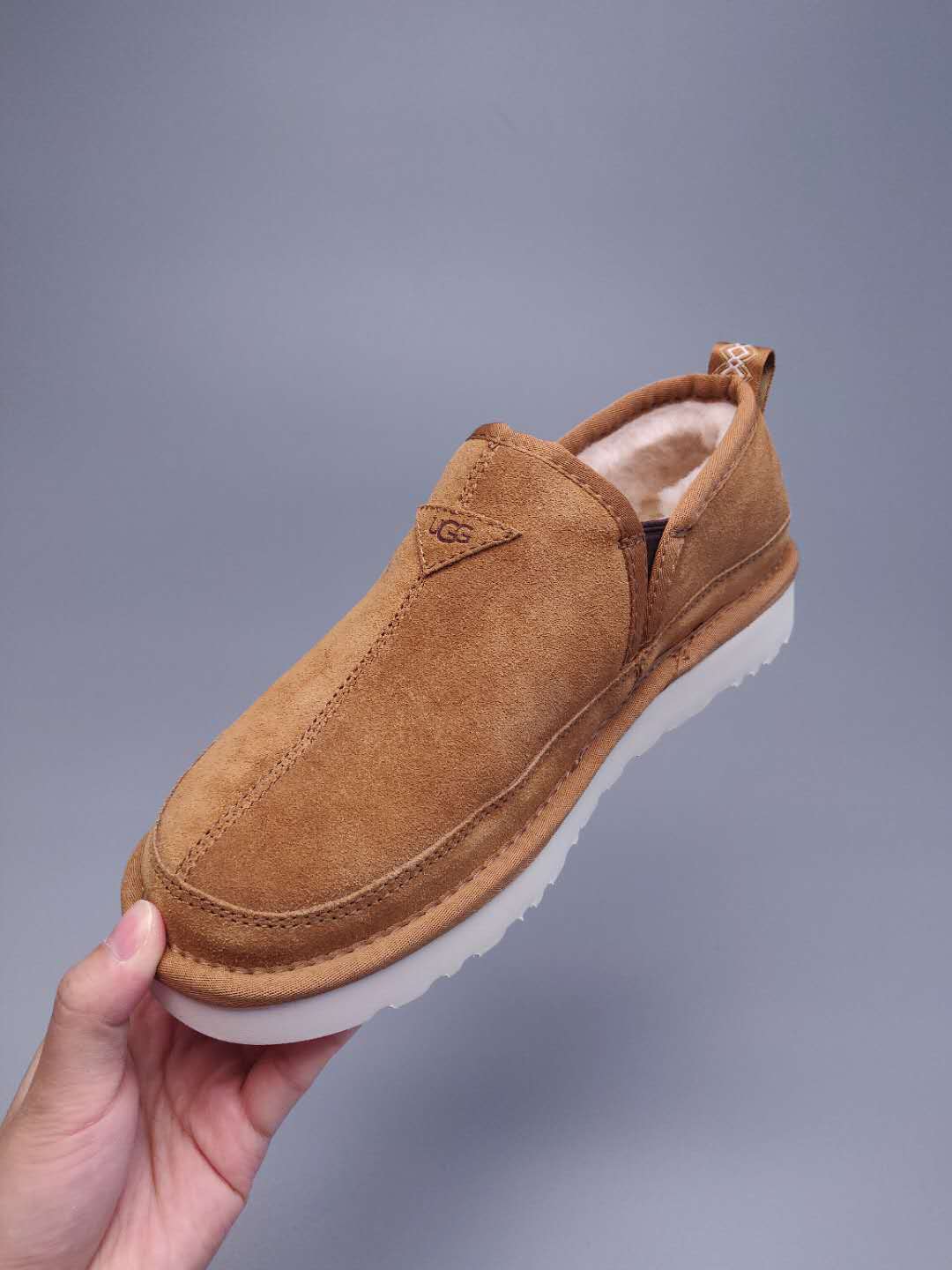 Chestnut Slip-On Low-Top Men’s Sneakers – In Stock