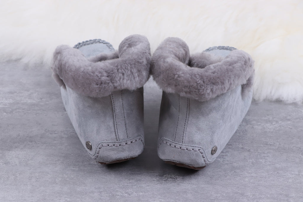 Grey W Alena – Women’s Alena Collection