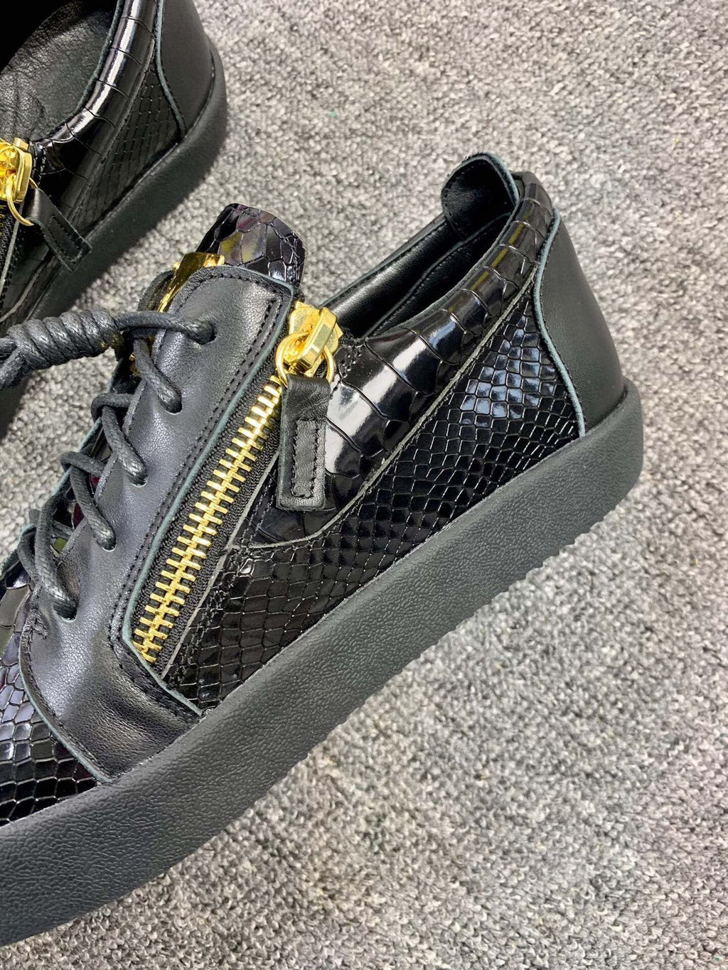 Giuseppe Zanotti Black Gold-Zip Low-Top Sneakers